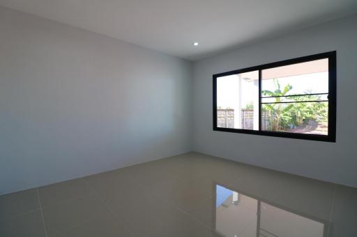 New 4 BRM, 3 BTH Home For Sale in Mu Mon, Udon Thani, Thailand