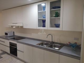 For Rent 2 Bed, 3 Bath Pet Friendly Condo Kiarti Thanee City Mansion Asoke