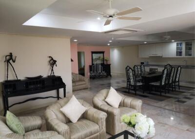 For Rent 2 Bed, 3 Bath Pet Friendly Condo Kiarti Thanee City Mansion Asoke