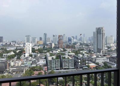 For Rent 2 Bedroom Condo Oka Haus Thonglor