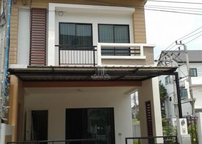 For Sale! Townhome 3 bedrooms 3 bathrooms @ On-nut Area