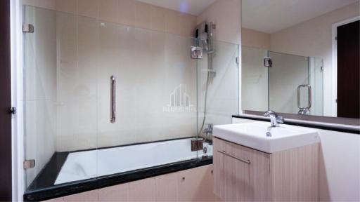 For Rent 2 Bedrooms 1 Bathroom @ Knightsbridge BTS Bearing