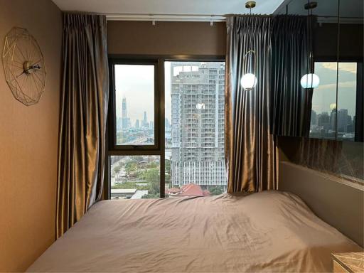 For Rent Studio 1 Bathroom closed Kitchen @ Life Asok Hype