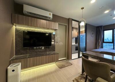 For Rent Studio 1 Bathroom closed Kitchen @ Life Asok Hype