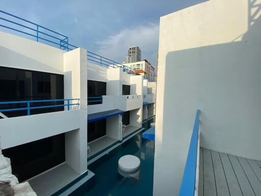 Duplex Pool Villa for Rent in Pratumnak