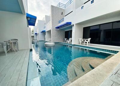 Duplex Pool Villa for Rent in Pratumnak