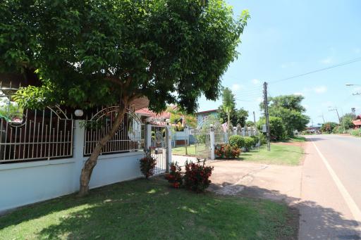 A Wonderful 3 BRM, 3 BTH Home For Sale with Pool in Sawang Daen Din, Sakon Nakhon Province, Thailand