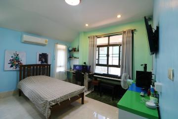 A Wonderful 3 BRM, 3 BTH Home For Sale with Pool in Sawang Daen Din, Sakon Nakhon Province, Thailand