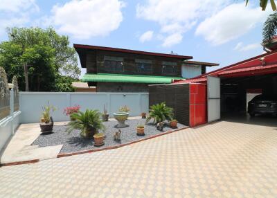 A Wonderful 3 BRM, 3 BTH Home For Sale with Pool in Sawang Daen Din, Sakon Nakhon Province, Thailand