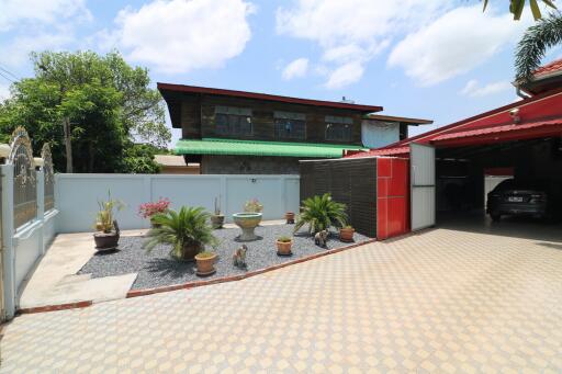 A Wonderful 3 BRM, 3 BTH Home For Sale with Pool in Sawang Daen Din, Sakon Nakhon Province, Thailand