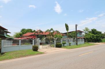 A Wonderful 3 BRM, 3 BTH Home For Sale with Pool in Sawang Daen Din, Sakon Nakhon Province, Thailand