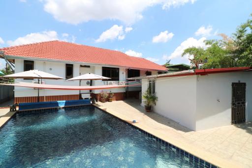 A Wonderful 3 BRM, 3 BTH Home For Sale with Pool in Sawang Daen Din, Sakon Nakhon Province, Thailand