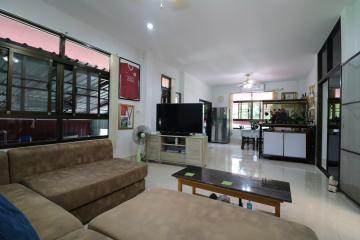 A Wonderful 3 BRM, 3 BTH Home For Sale with Pool in Sawang Daen Din, Sakon Nakhon Province, Thailand