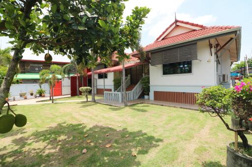 A Wonderful 3 BRM, 3 BTH Home For Sale with Pool in Sawang Daen Din, Sakon Nakhon Province, Thailand