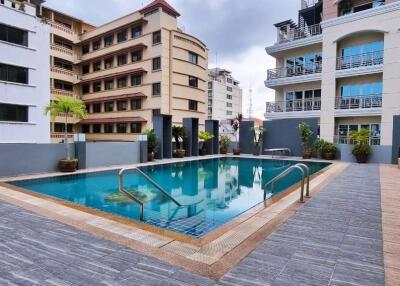 Studio Pattaya Beach Condo for Rent