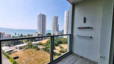 Riviera Wong Amat Condo for Rent