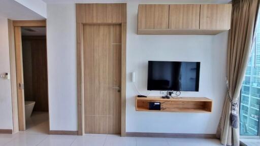 Riviera Wong Amat Condo for Rent