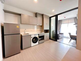 Life Asoke Hyde 1 BR For Rent
