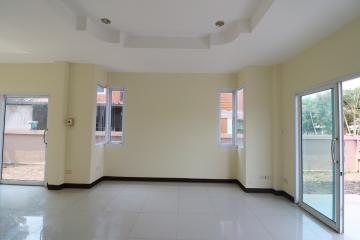 A Cute 3 Brm, 2 Bath, 2 Level Home For Sale In Nong Kom Ko, Nong Khai, Thailand