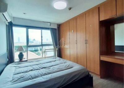 2 Bedroom Phloenchit For Rent