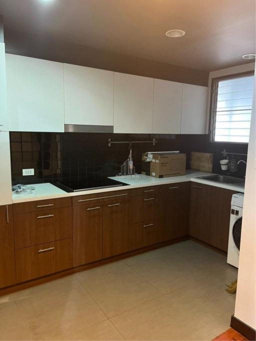 For Rent 2 Bedrooms  Prasarnmit Condominium Sukhumvit 21