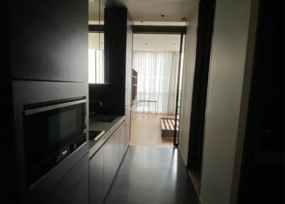 For Rent 1 Luxury bedroom   @  28 Chidlom