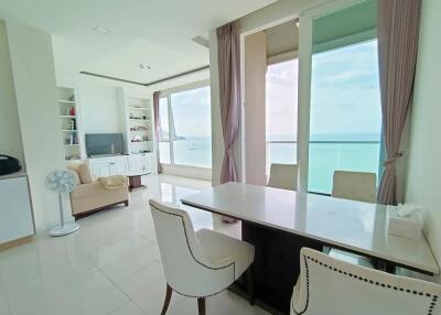 Beachfront Del Mare Condo for Rent