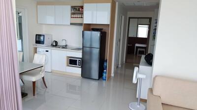 Beachfront Del Mare Condo for Rent