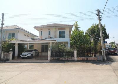 A 2 Level, 3 BRM, 3 BTH Home On Corner Block For Sale in Sittarom Village, Udon Thani, Thailand