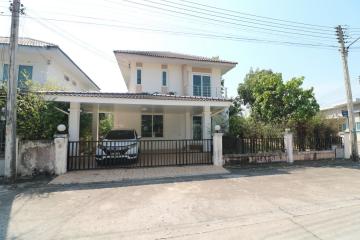 A 2 Level, 3 BRM, 3 BTH Home On Corner Block For Sale in Sittarom Village, Udon Thani, Thailand