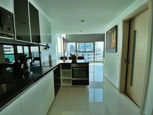 Duplex unit for Rent in Wongamat Tower