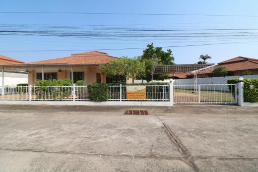 A 3 BRM, 2 BTH Home Is For Sale On A Coveted 150 Talang Wah Block in Baan San Sa Ran, Udon Thani, Thailand