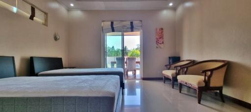 Nong Pla Lai 4Bedrooms House for Rent