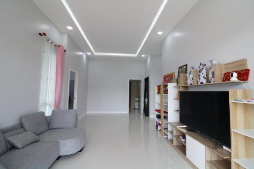 A Near New 3 BRM, 2 BTH, Extra Toilet, Single Level Home For Sale In Udon Thani, Thailand