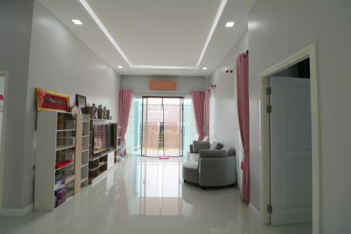 A Near New 3 BRM, 2 BTH, Extra Toilet, Single Level Home For Sale In Udon Thani, Thailand