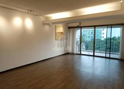 For Rent 3 bedrooms @Sukhumvit 8