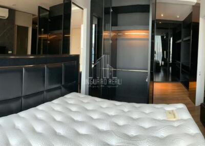 Park Origin Phrom Phong 2BR For Rent