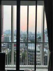 Park Origin Phrom Phong 2BR For Rent