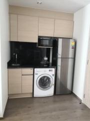 Park Origin Phrom Phong 1BR For Rent