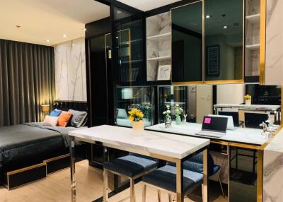 Park Origin Phrom Phong 1BR For Rent