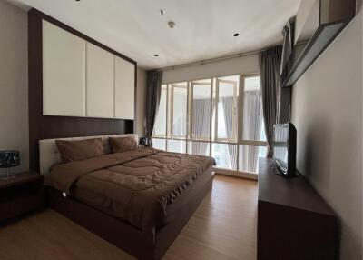 For Rent 1 Bedroom Duplex @The Emporio Sukhumvit 24