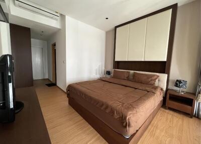 For Rent 1 Bedroom Duplex @The Emporio Sukhumvit 24