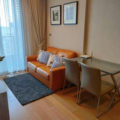 THE LUMPINI 24 1BR For Rent