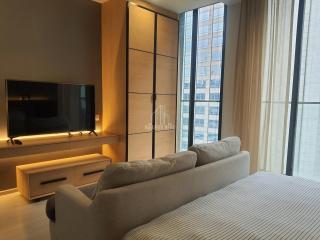 For Rent 1 Bedroom @ Noble Ploenchit (private lift)