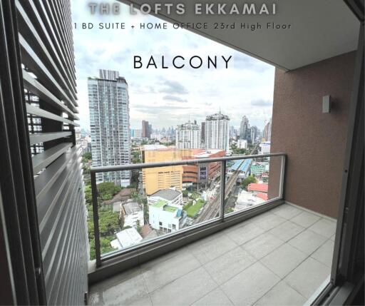 1 Bedroom Suite with Home Office Room For Rent @ The Lofts Ekkamai