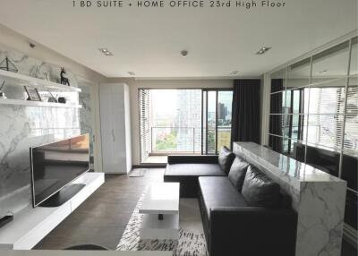 1 Bedroom Suite with Home Office Room For Rent @ The Lofts Ekkamai