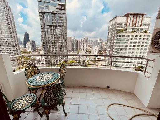 For Rent 2 Bedrooms @Top View Tower Thonglor