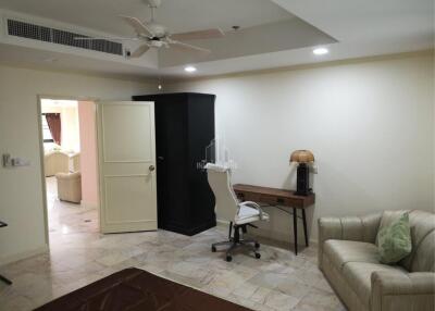 Pet Friendly 2 Bedrooms Phrom Phong