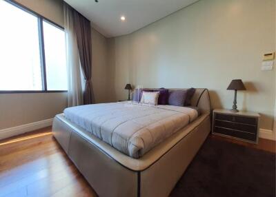 Bright Sukhumvit 24 for rent