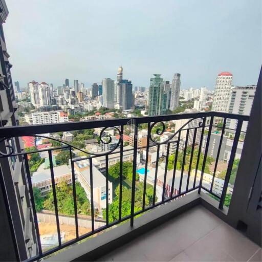 For rent 1 bedroom The Crest Sukhumvit 34